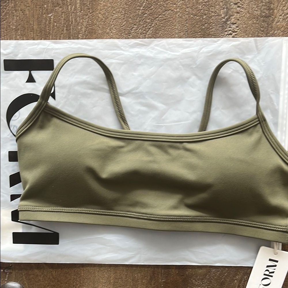 Sami Clarke FORM Olive Y bra size small